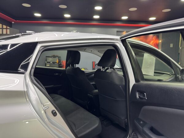 Toyota Prius 2016 - Image 8