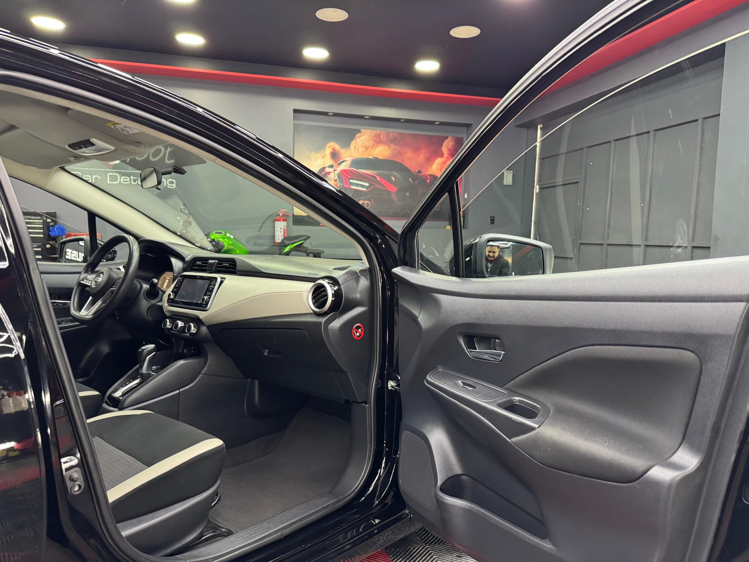 Nissan Versa Advance  2021 - Image 6