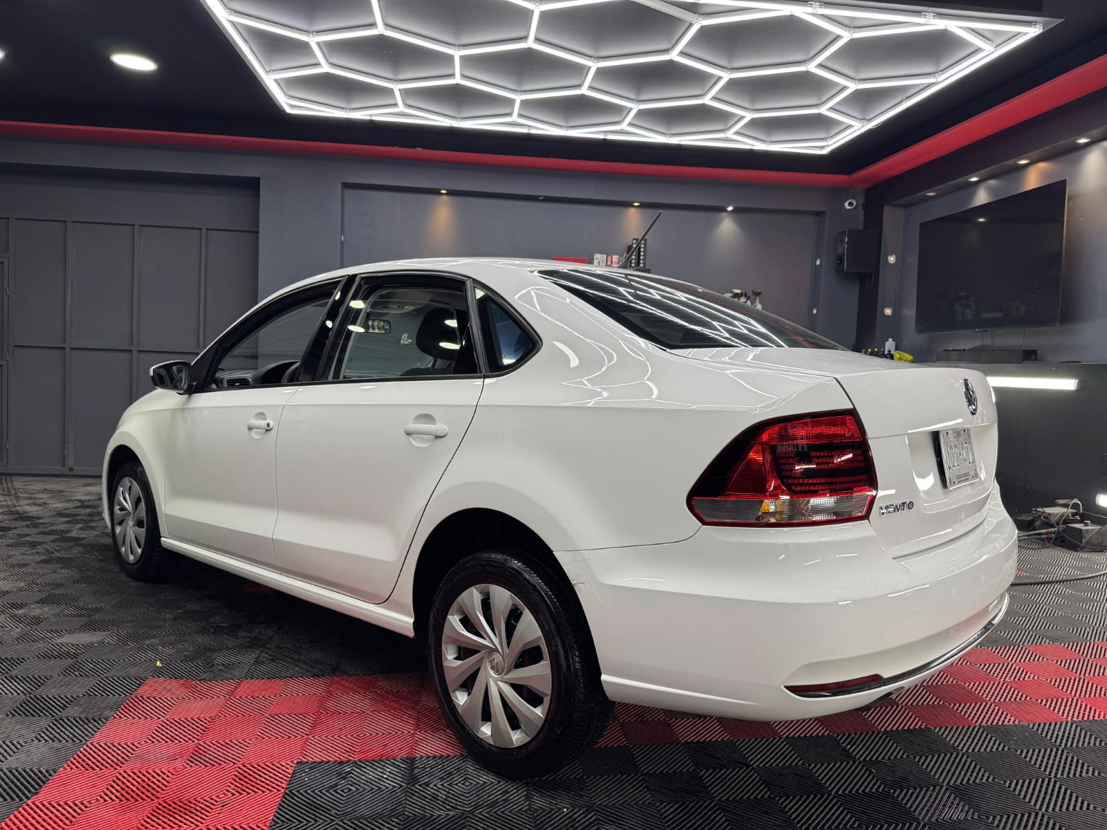 VOLKSWAGEN VENTO STARLINE 2019 - Image 3