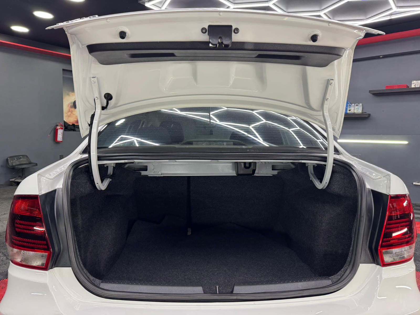 VOLKSWAGEN VENTO STARLINE 2019 - Image 9