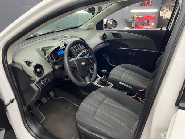 Chevrolet Sonic D 2016 - Image 5