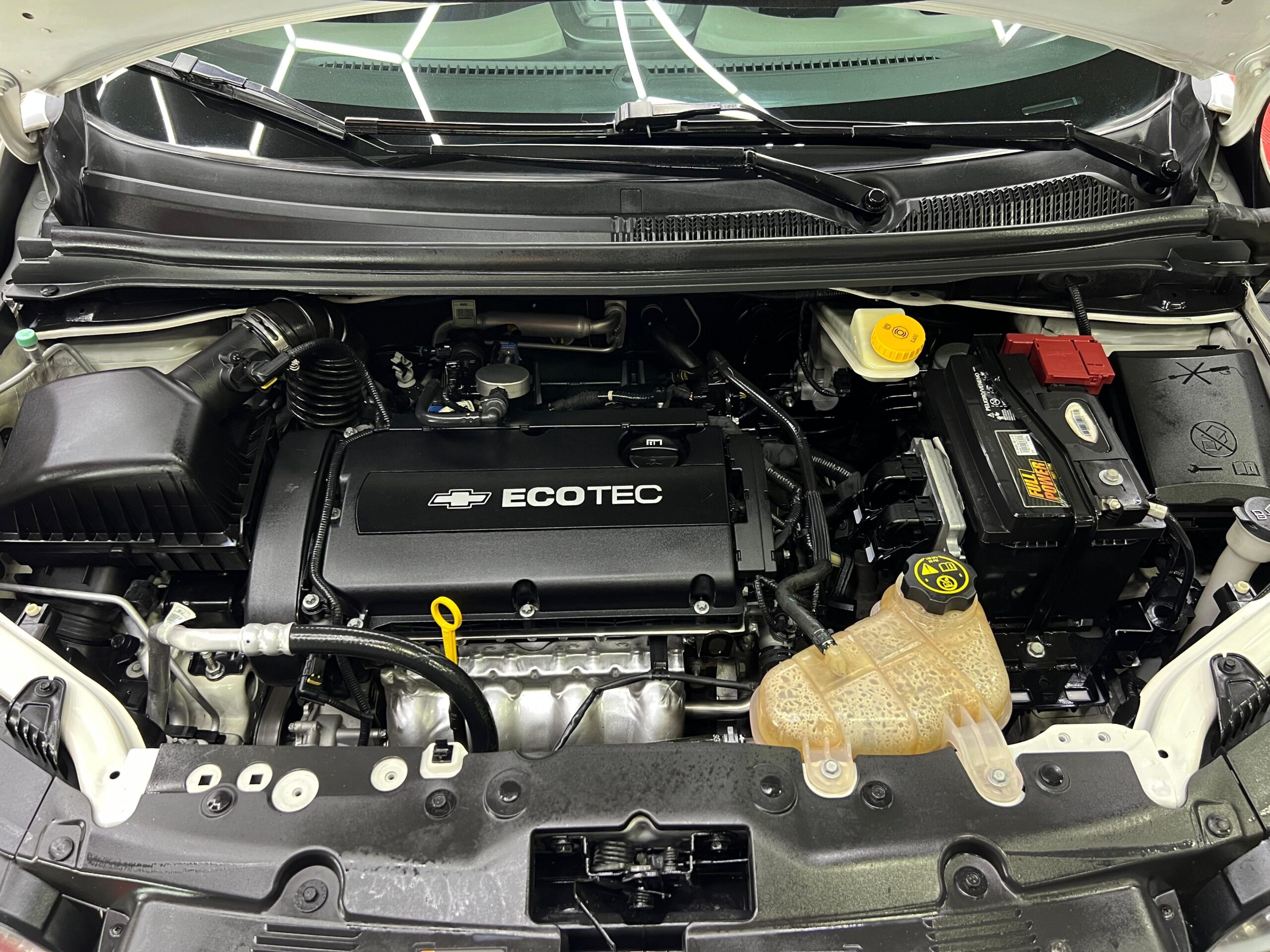 Chevrolet Sonic D 2016 - Image 9