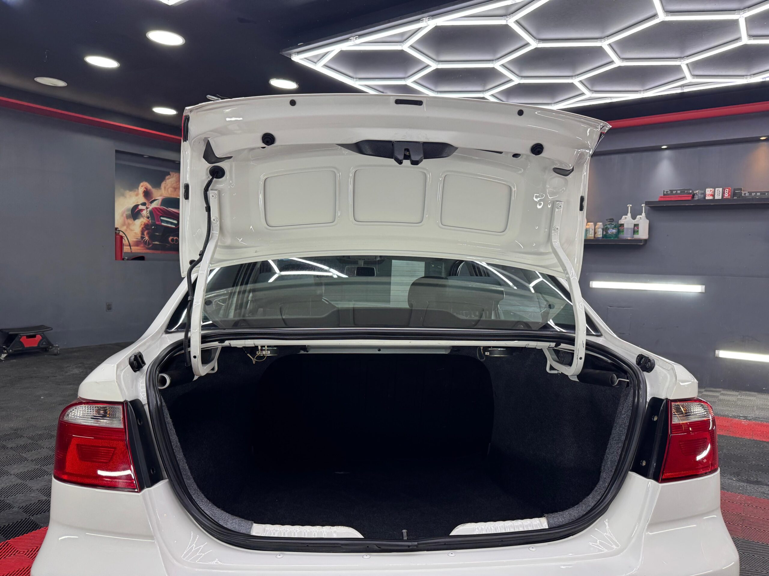 Volkswagen Gol Sedan 2017 - Image 9