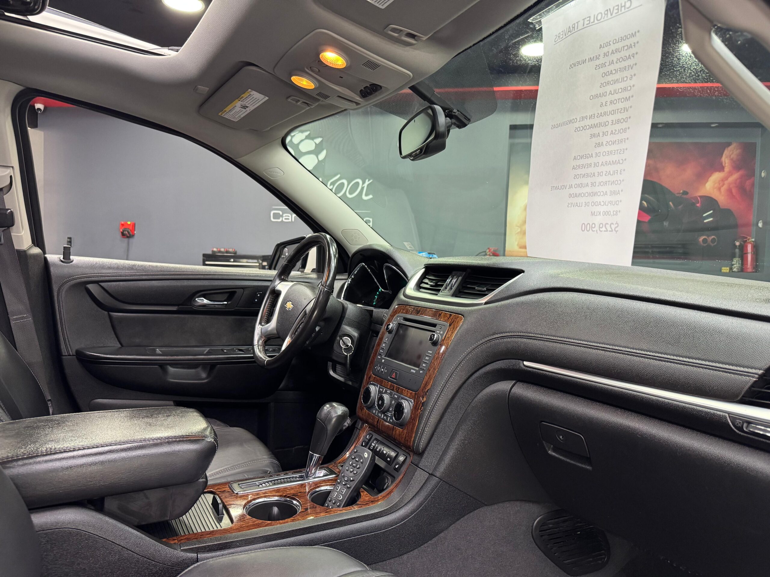 CHEVROLET TRAVERS 2014 - Image 6