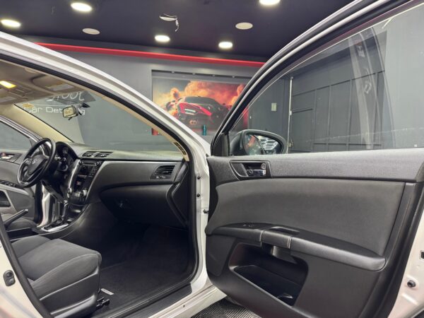 SUZUKI KIZASHI GLS 2014 - Image 5