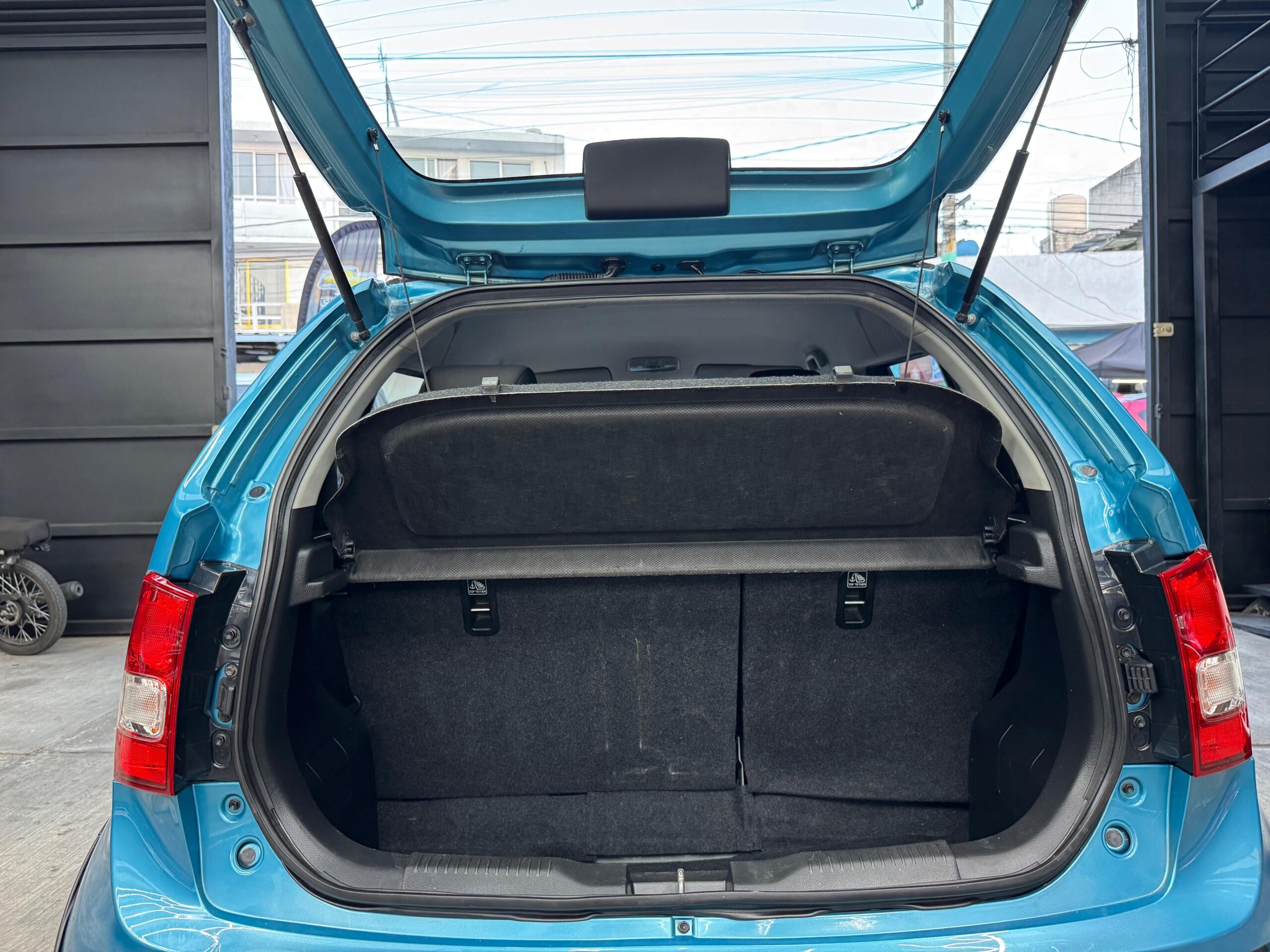 SUZUKI IGNIS  GLX 2019 - Image 8