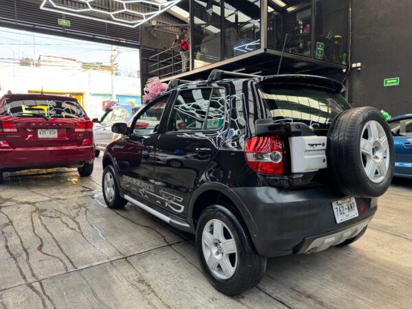 VOLKSWAGEN CROSSFOX 2009 - Image 4