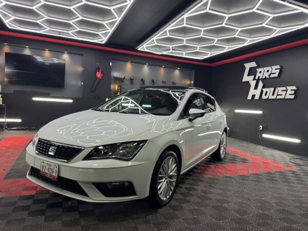 SEAT LEON  STYLE 2019 - Image 1