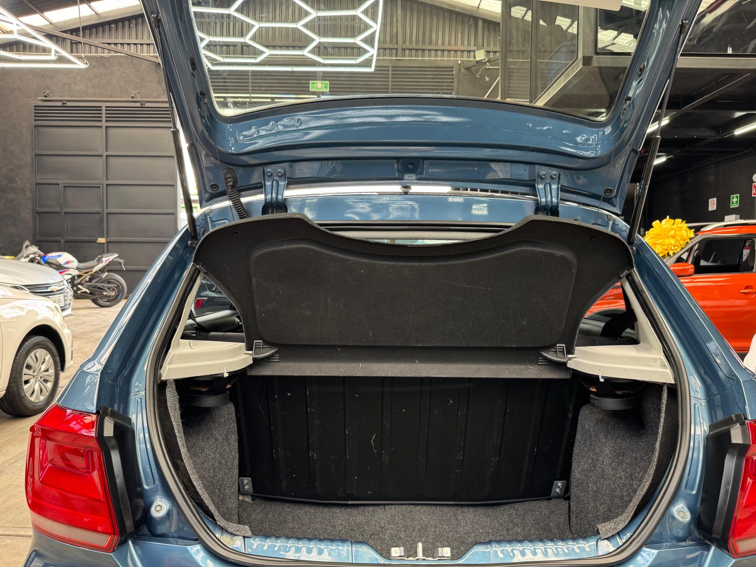 VOLKSWAGEN GOL 2018 - Image 9