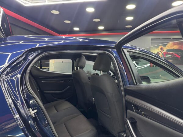 MAZDA 3  2022 - Image 8