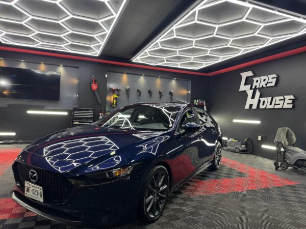 MAZDA 3  2022 - Image 1