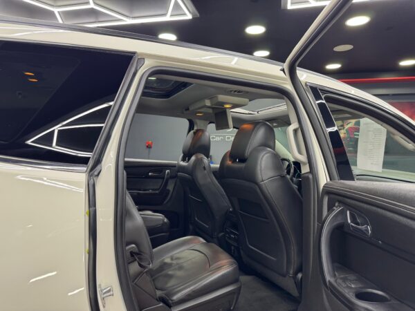 CHEVROLET TRAVERS 2014 - Image 8