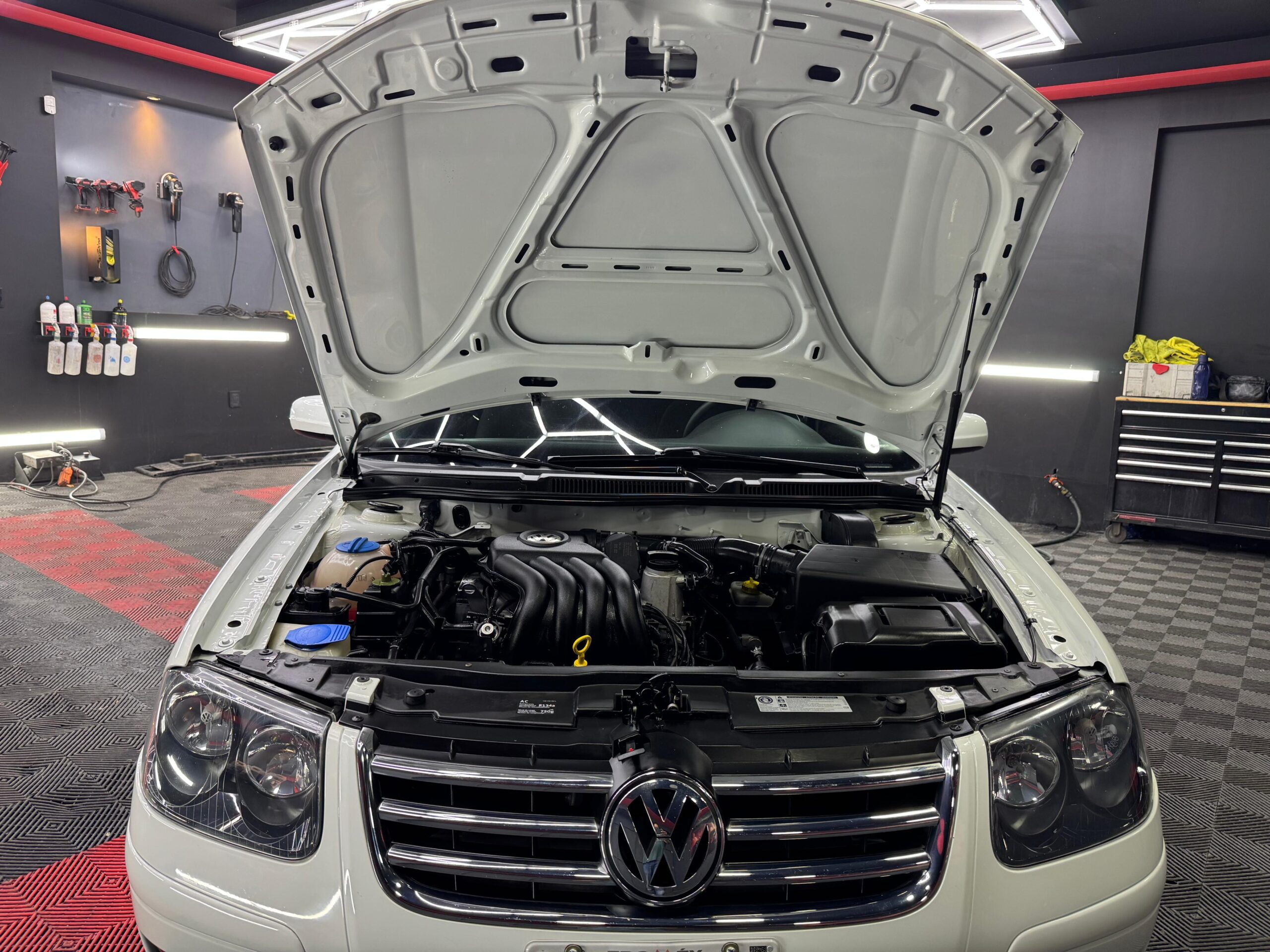 VOLKSWAGEN JETTA  Clásico  2014 - Image 10