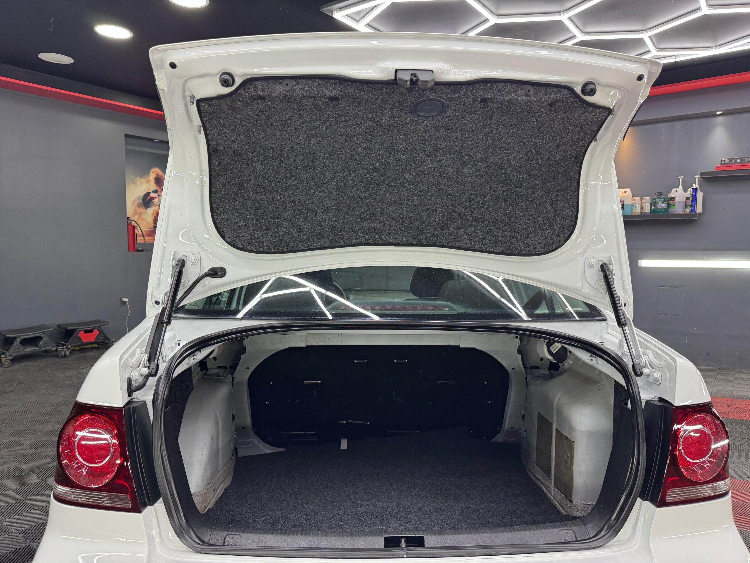 VOLKSWAGEN JETTA  Clásico  2014 - Image 9