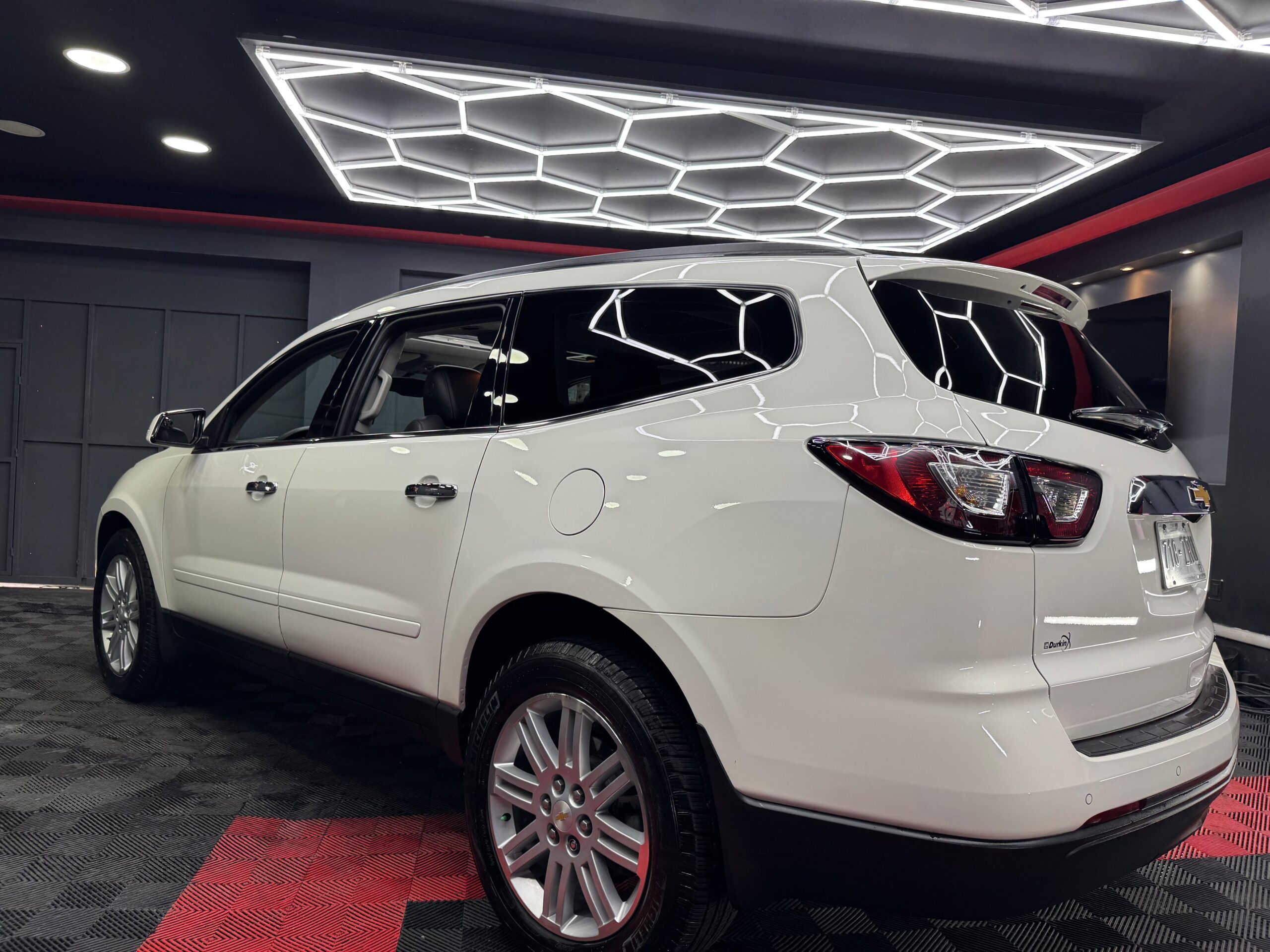 CHEVROLET TRAVERS 2014 - Image 4