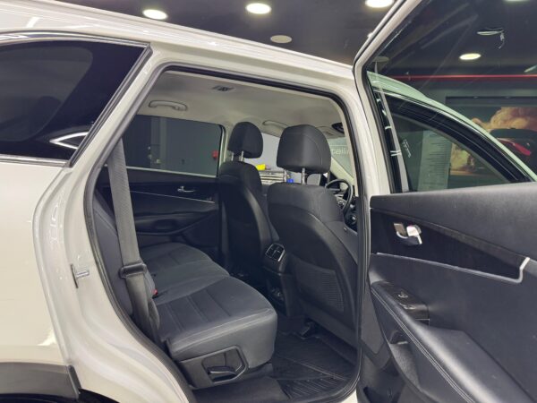 KIA SORENTO LX 2017 - Image 8