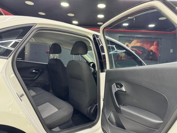 VOLKSWAGEN VENTO  ACTIVE  2014 - Image 8