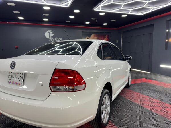 VOLKSWAGEN VENTO  ACTIVE  2014 - Image 3