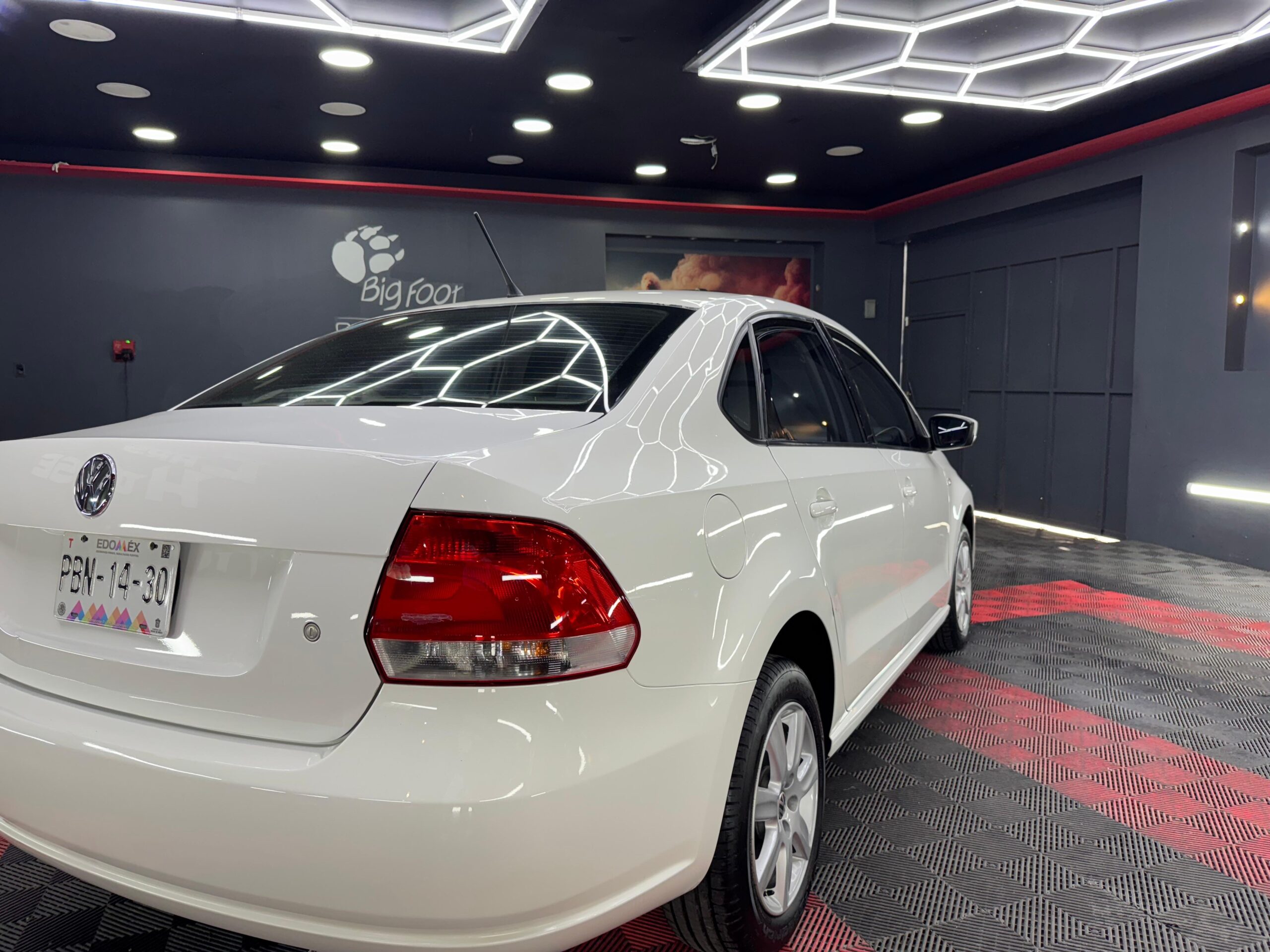 VOLKSWAGEN VENTO  ACTIVE  2014 - Image 3