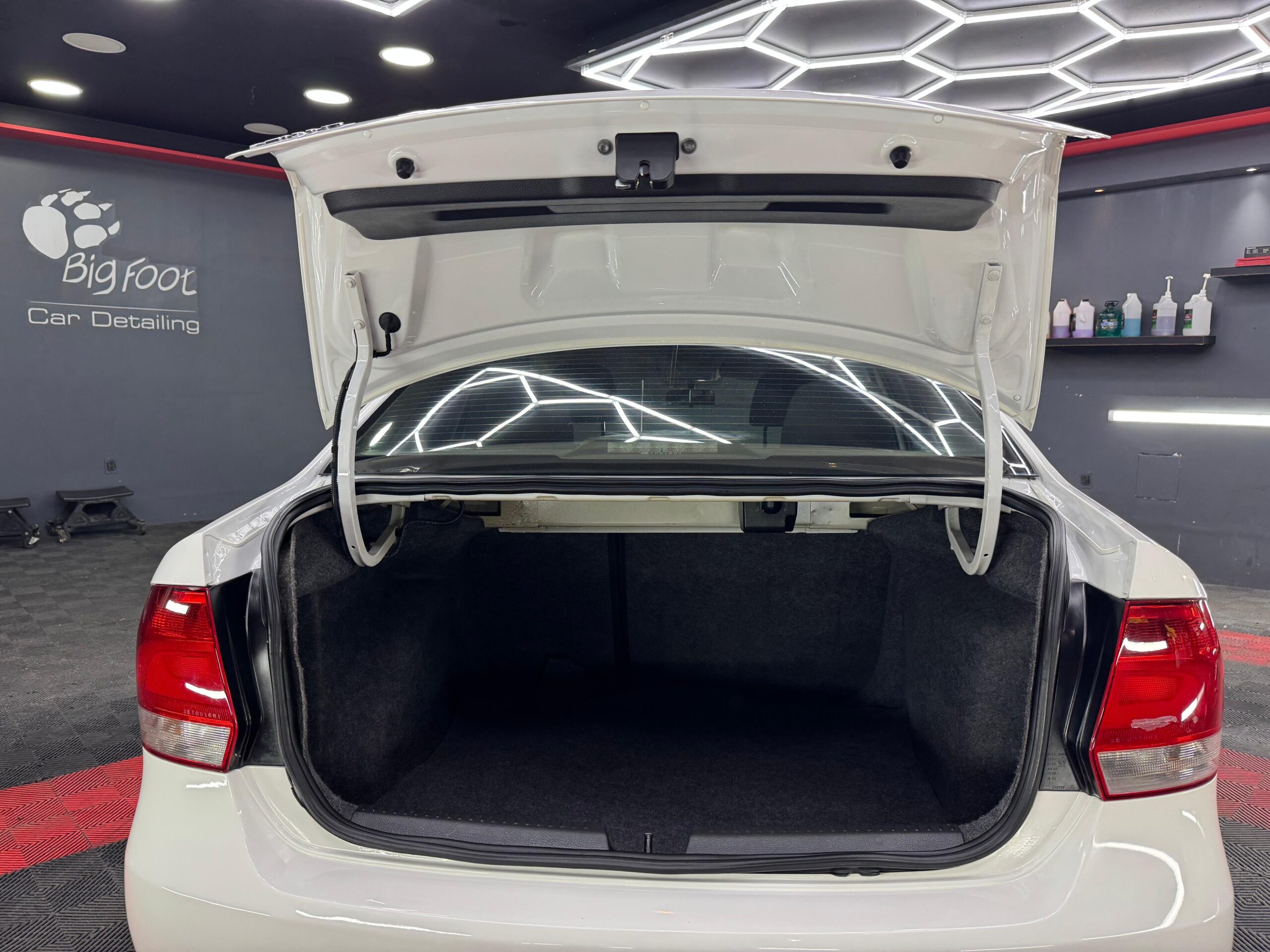 VOLKSWAGEN VENTO  ACTIVE  2014 - Image 9