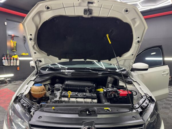 VOLKSWAGEN VENTO  ACTIVE  2014 - Image 10