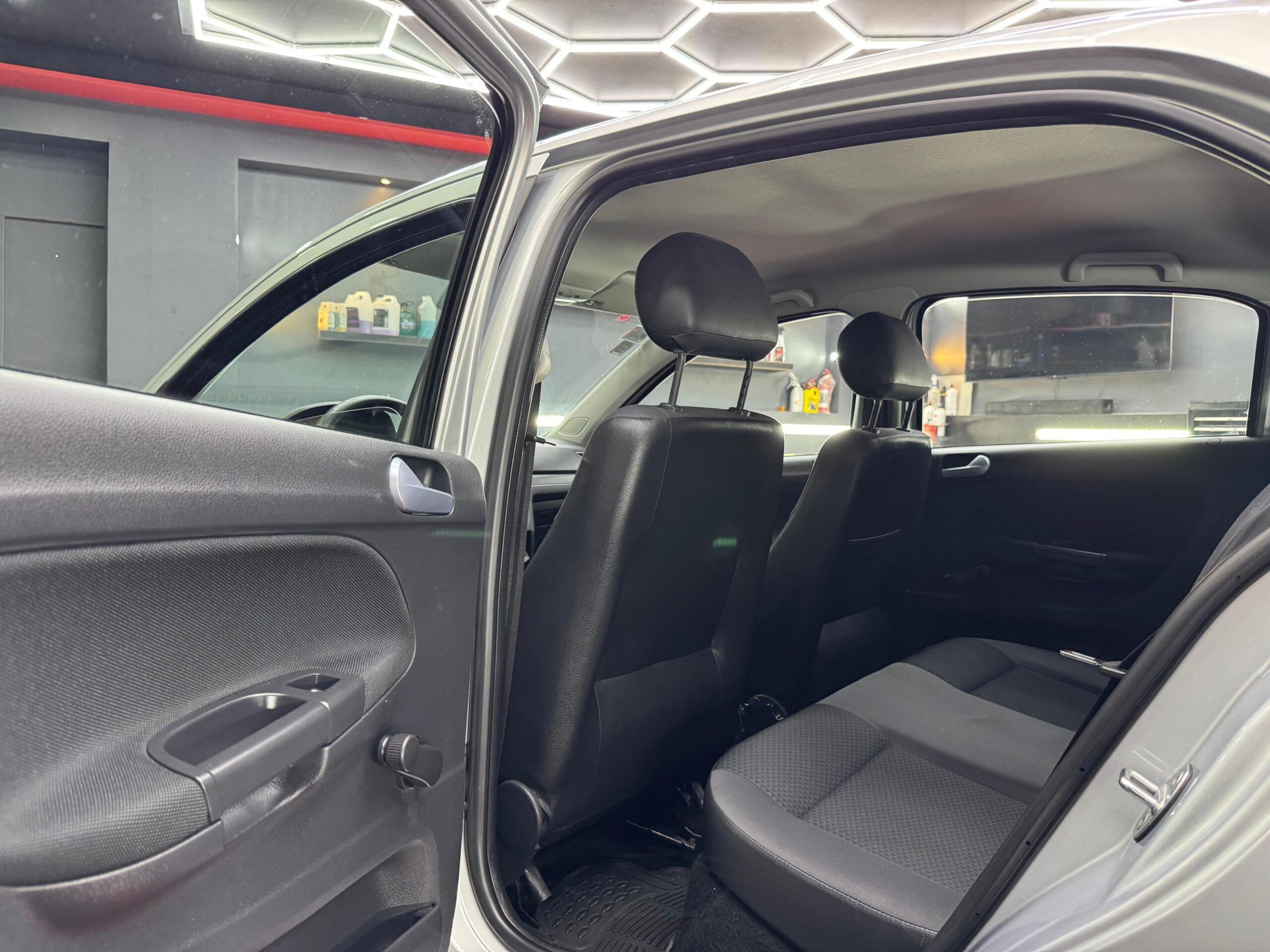 VOLKSWAGEN GOL TRENDLINE  2018 - Image 7