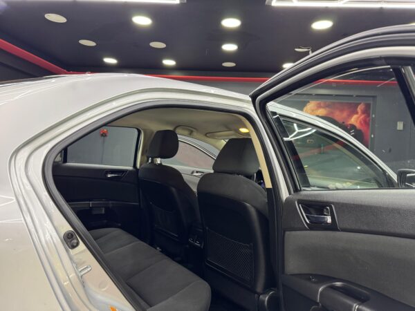 SUZUKI KIZASHI GLS 2014 - Image 7