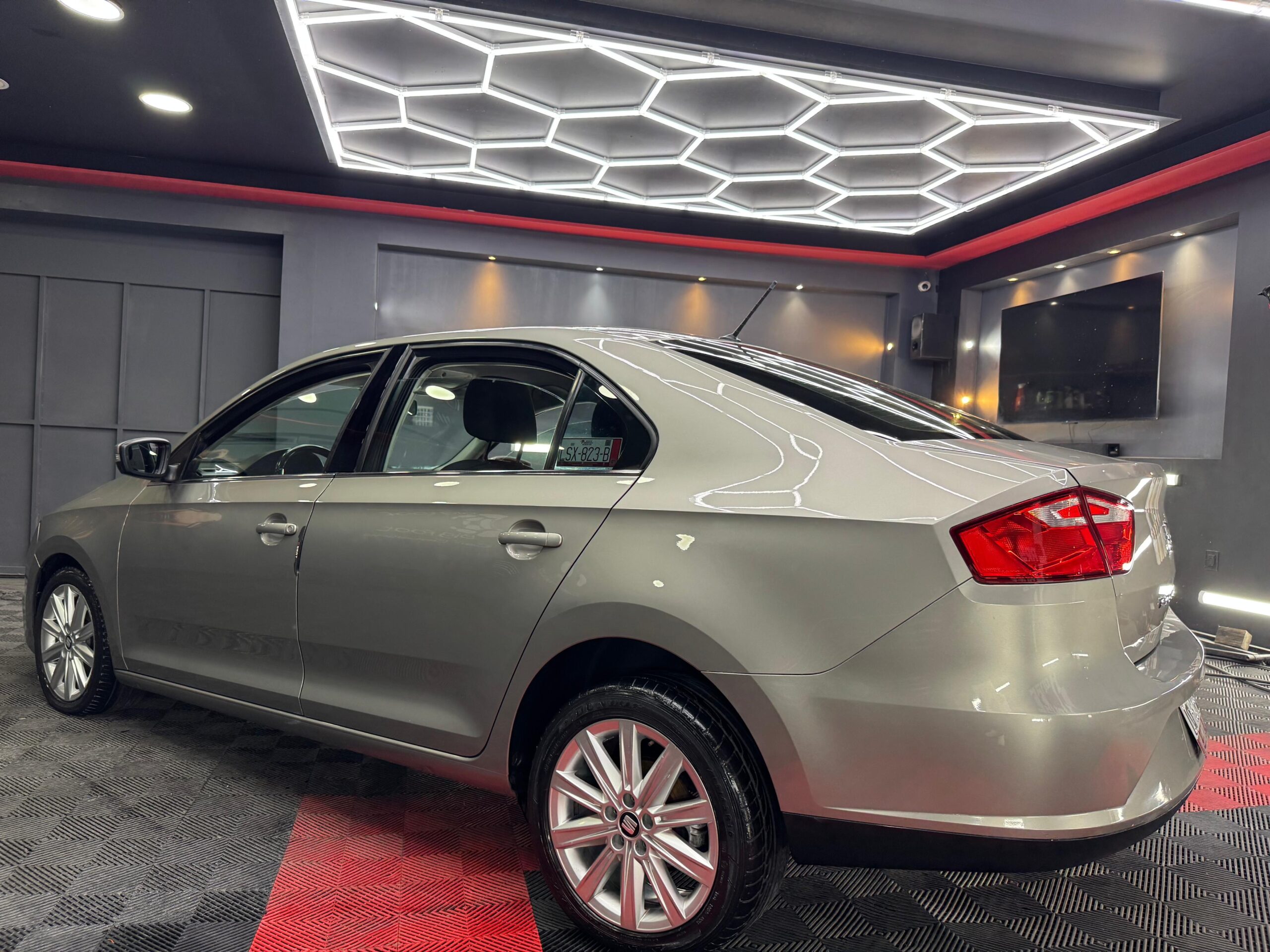 SEAT TOLEDO  STYLE  2019 - Image 4