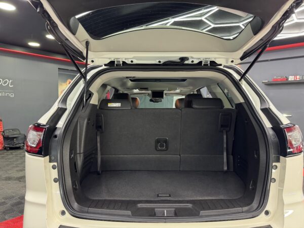 CHEVROLET TRAVERS 2014 - Image 9