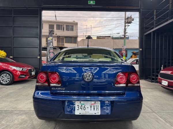 VOLKSWAGEN JETTA CLÁSICO CL 2013 - Image 4