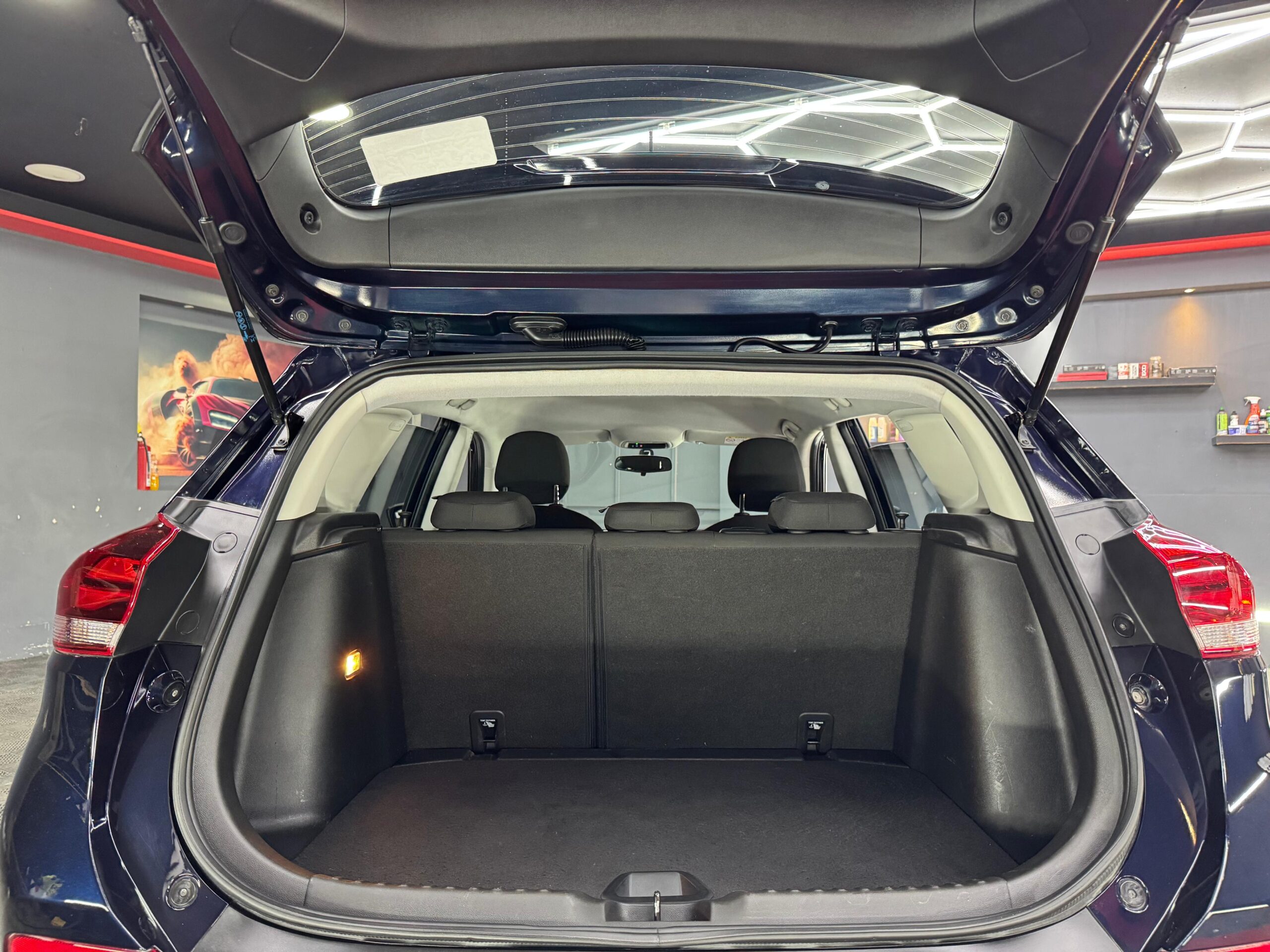 CHEVROLET TRACKER LS 2023 - Image 9