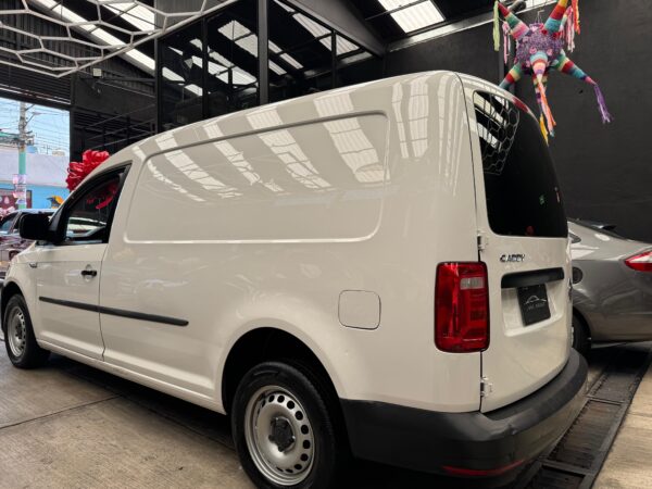 VOLKSWAGEN CADDY MAXI FURGÓN  2020 - Image 5