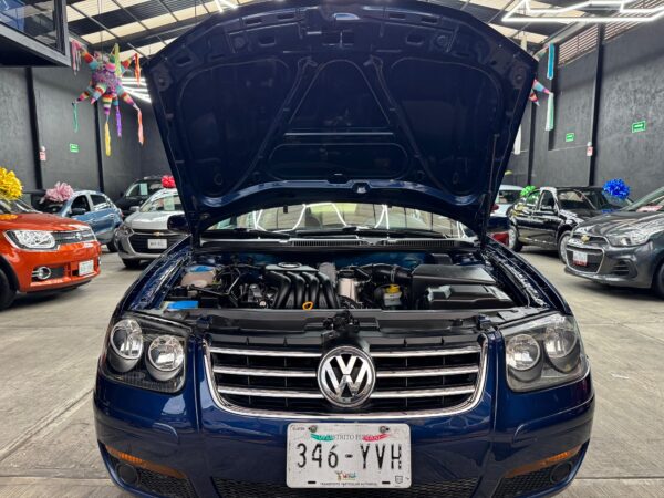 VOLKSWAGEN JETTA CLÁSICO CL 2013 - Image 10