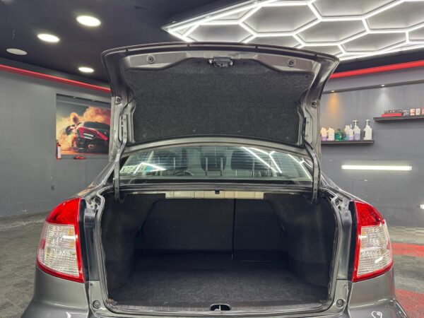 SUZUKI SX4 SEEAN  GLS 2011 - Image 9