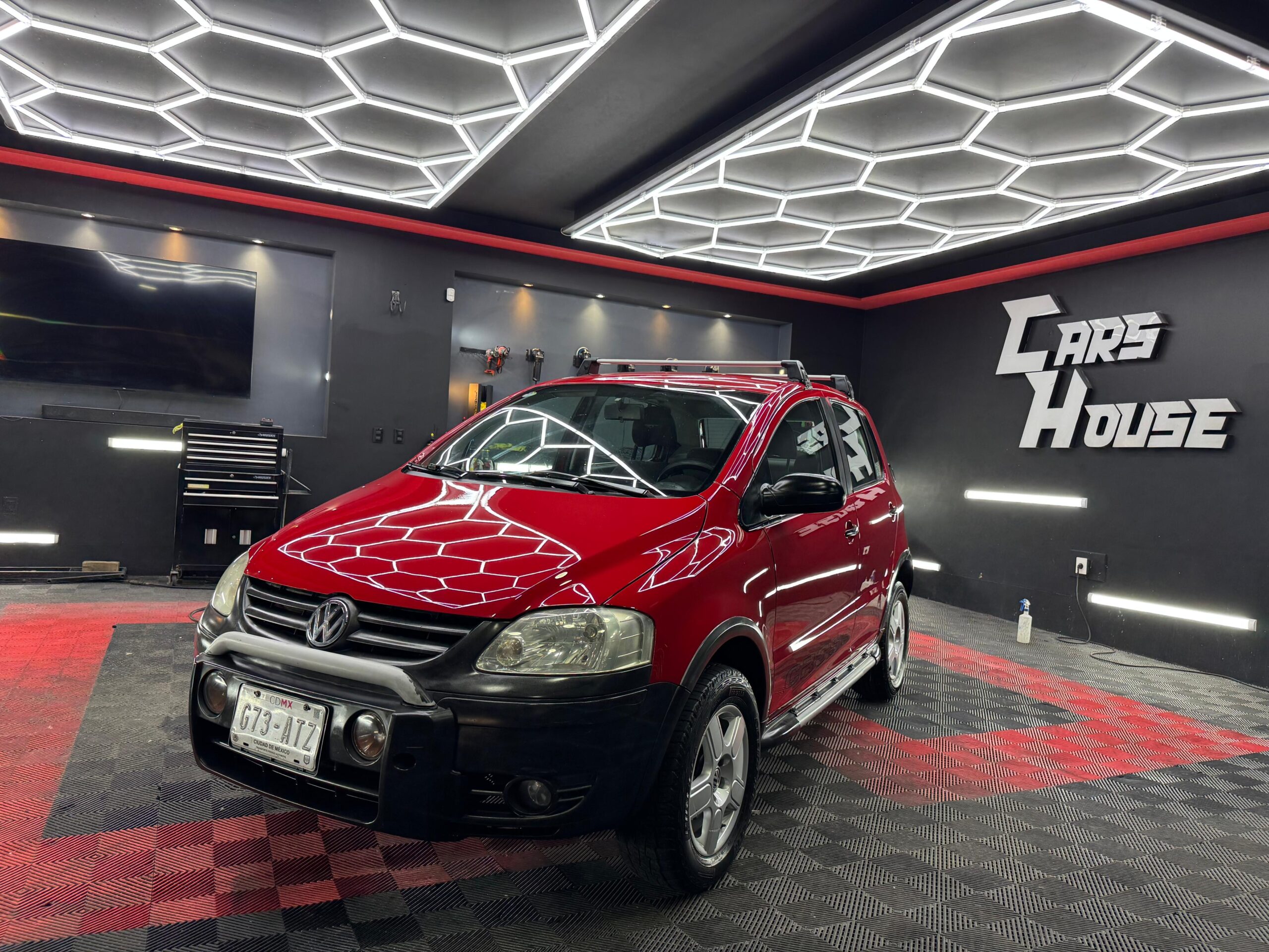 VOLKSWAGEN CROSSFOX  2008 - Image 1