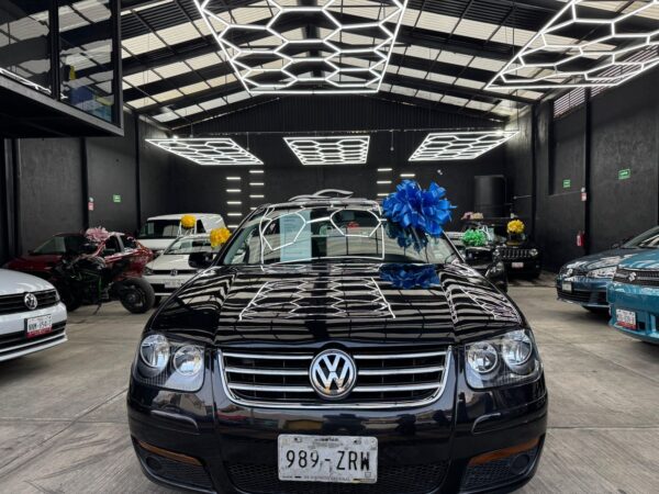 VOLKSWAGEN JETTA CLÁSICO CL 2014