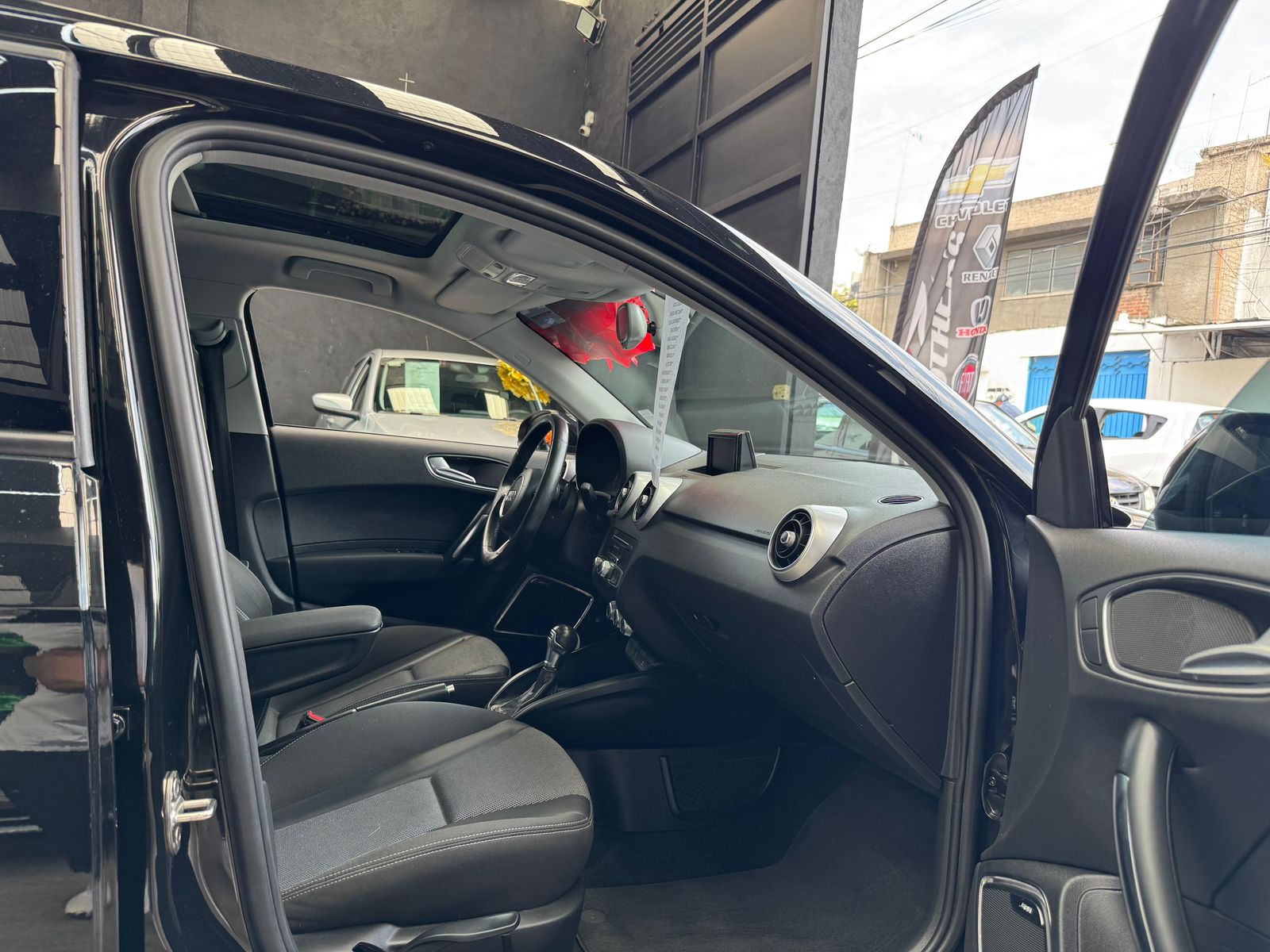 AUDI A1 SPORTBACK EGO 2016 - Image 7