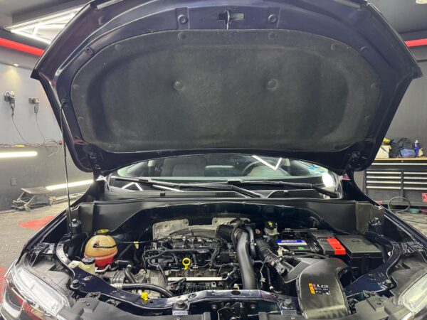 CHEVROLET TRACKER LS 2023 - Image 10