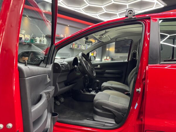 VOLKSWAGEN CROSSFOX  2008 - Image 5