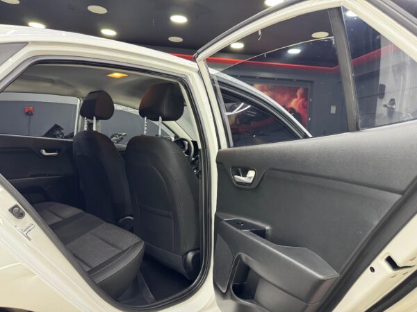 KIA RIO  New  2020 - Image 8