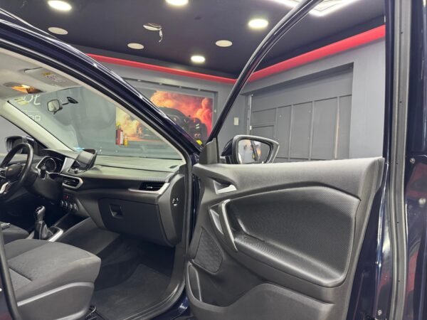 CHEVROLET TRACKER LS 2023 - Image 6