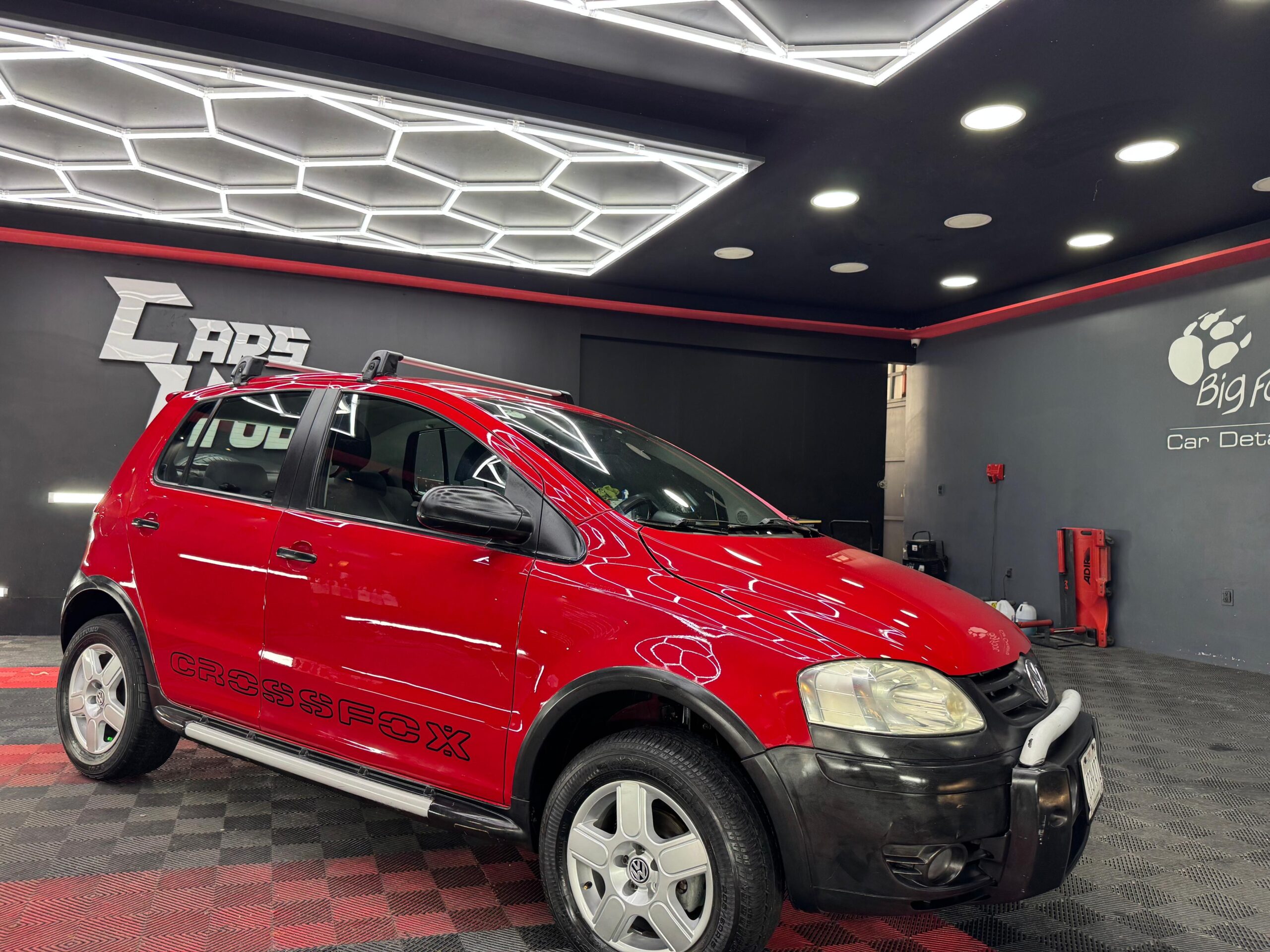 VOLKSWAGEN CROSSFOX  2008 - Image 2