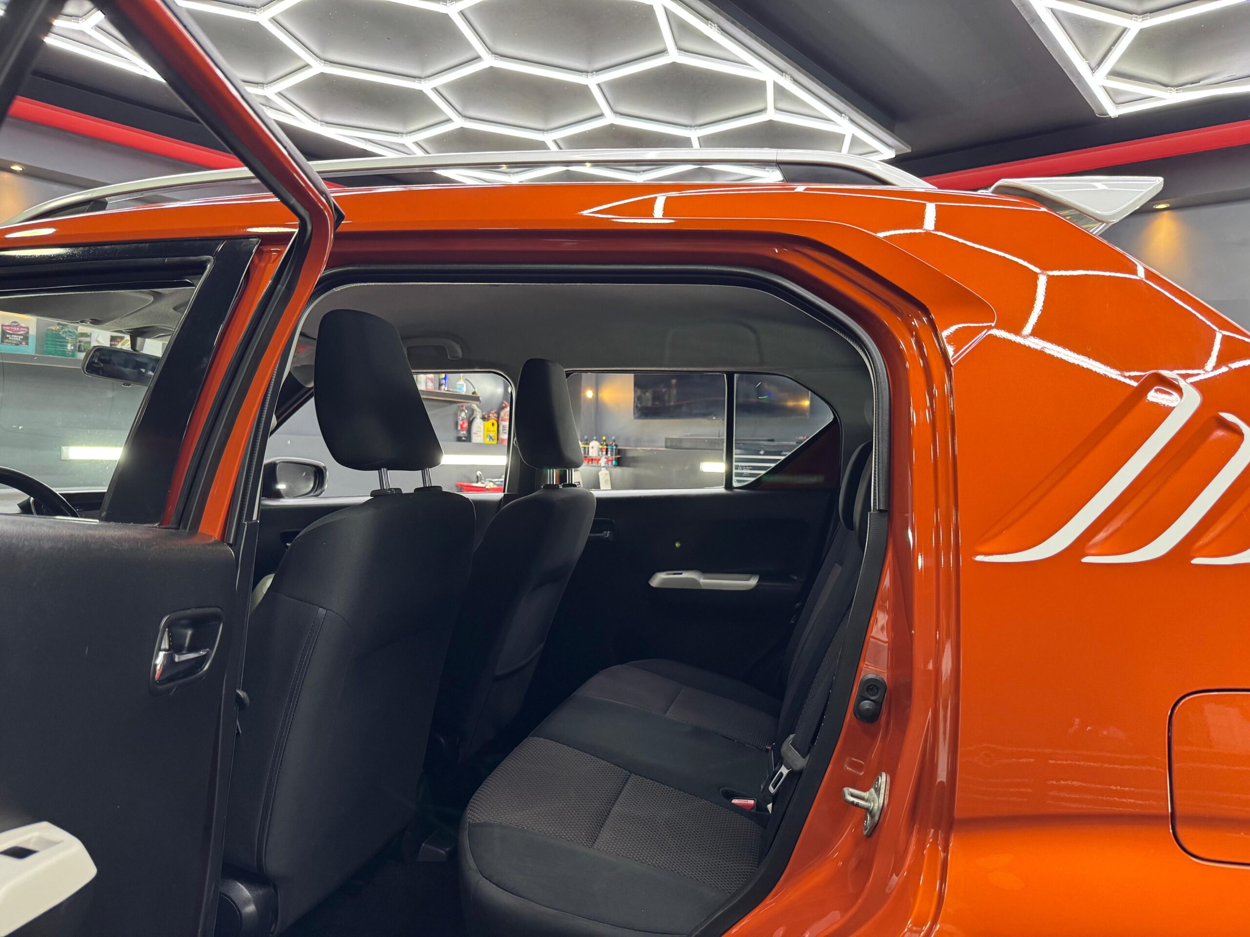 SUZUKI IGNIS  GLX 2017 - Image 6