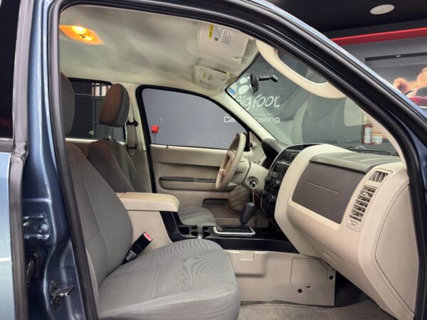 FORD ESCAPE  XLS 2011 - Image 6