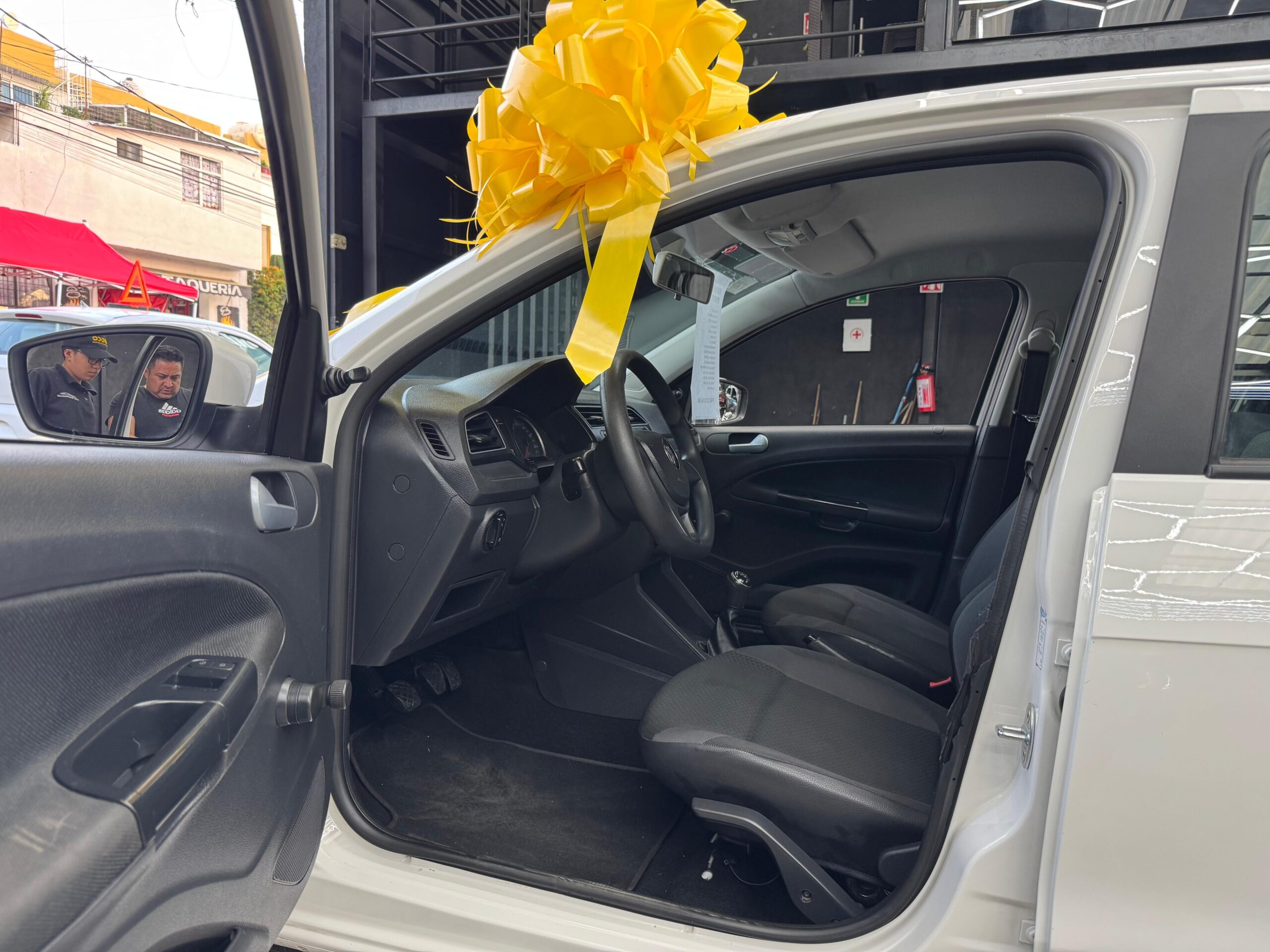 VOLKSWAGEN GOL TRENDLINE 2017 - Image 5