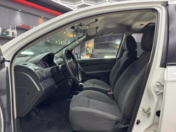 CHEVROLET AVEO  LT 2014 - Image 5