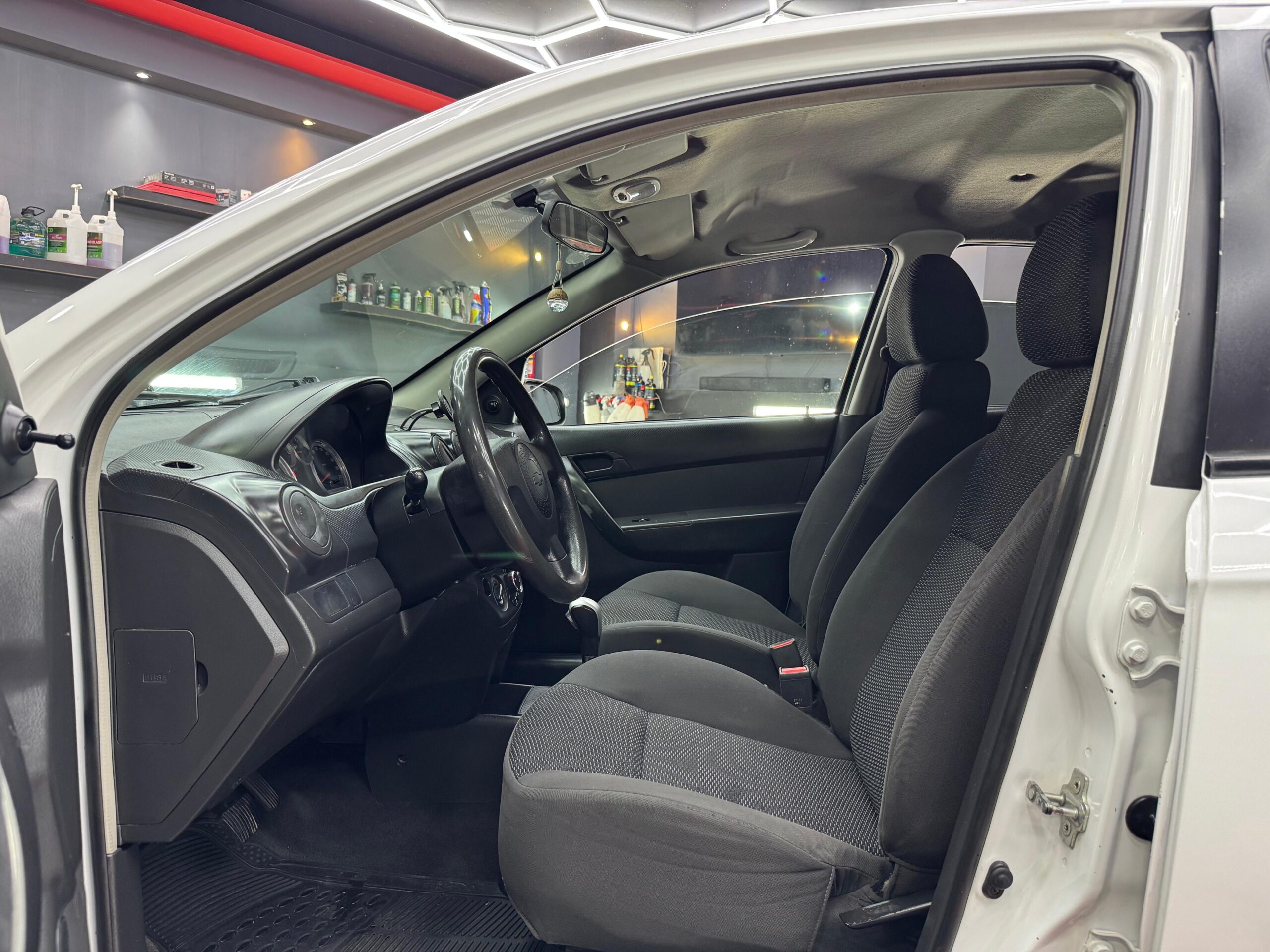 CHEVROLET AVEO  LT 2014 - Image 5