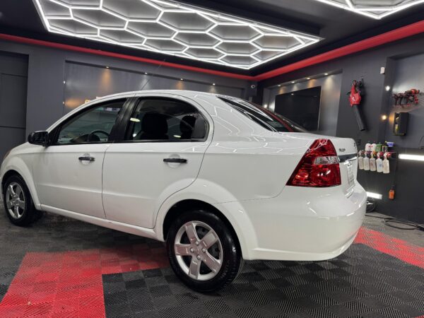 CHEVROLET AVEO  LT 2014 - Image 4