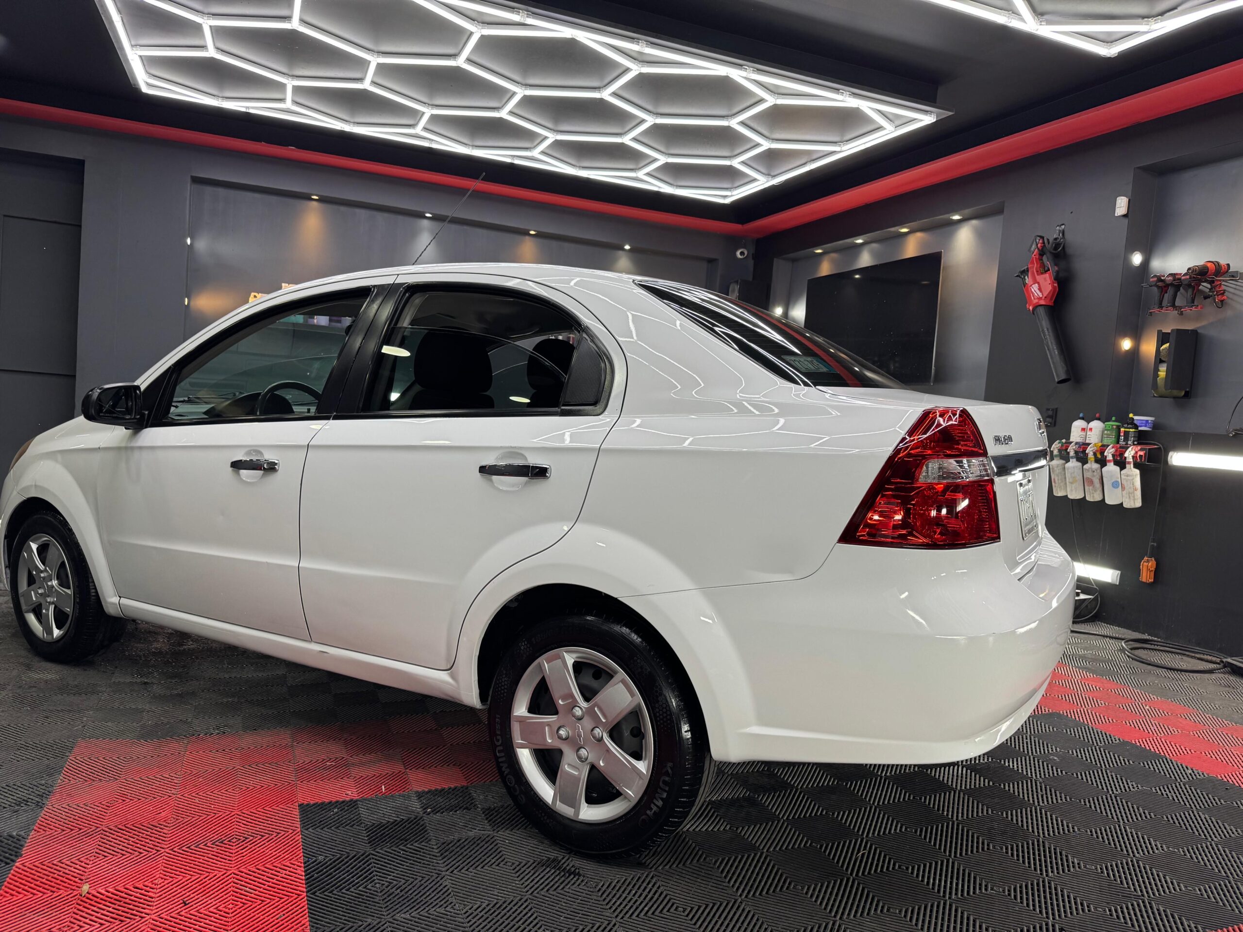 CHEVROLET AVEO  LT 2014 - Image 4