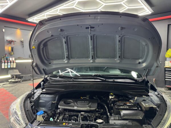 HYUNDAI CRETA  LIMITED  2018 - Image 9